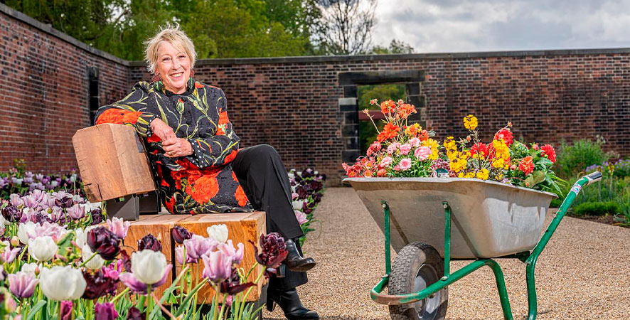 female gardener carol klein